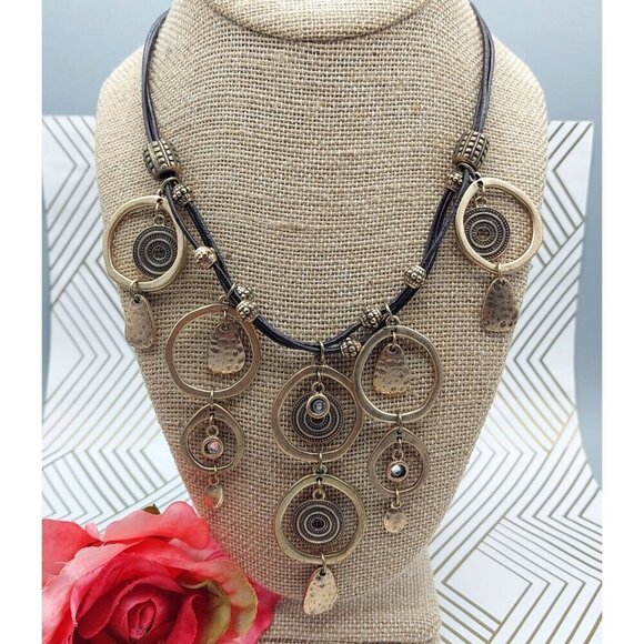 2 Piece Fashion Jewelry Set Dangle Pendant Necklace & Matching Disc Earrings - Picture 3 of 7